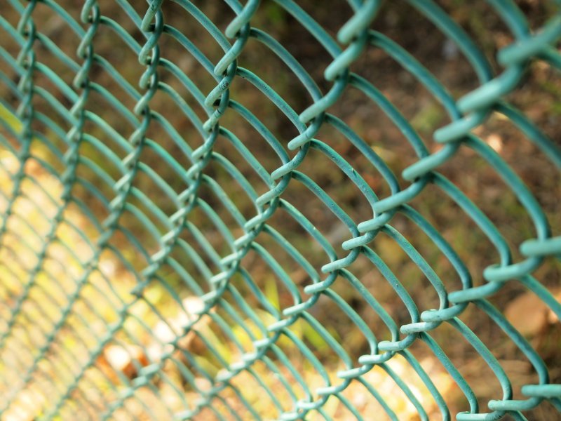 PVC Kaplı Kafes Tel Örgü ile Estetik ve Uzun Ömürlü Güvenlik Çözümleri